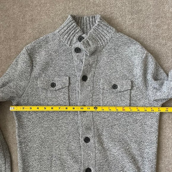 Banana Republic Men's Heather Gray Cardigan - Picture 5 of 7